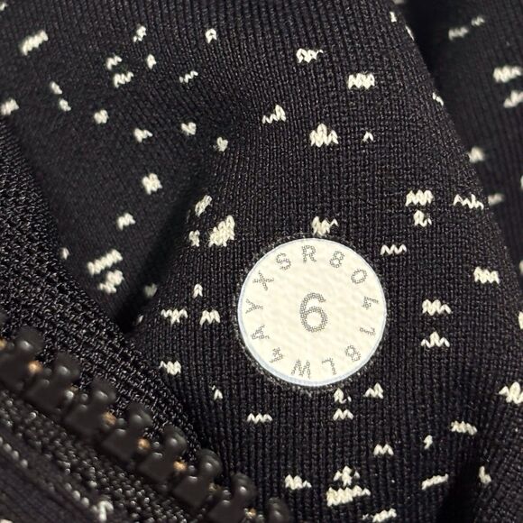 Lululemon Define Jacket Women's Size 6 Magnetized Jacquard Black White Full Zip - Picture 8 of 8